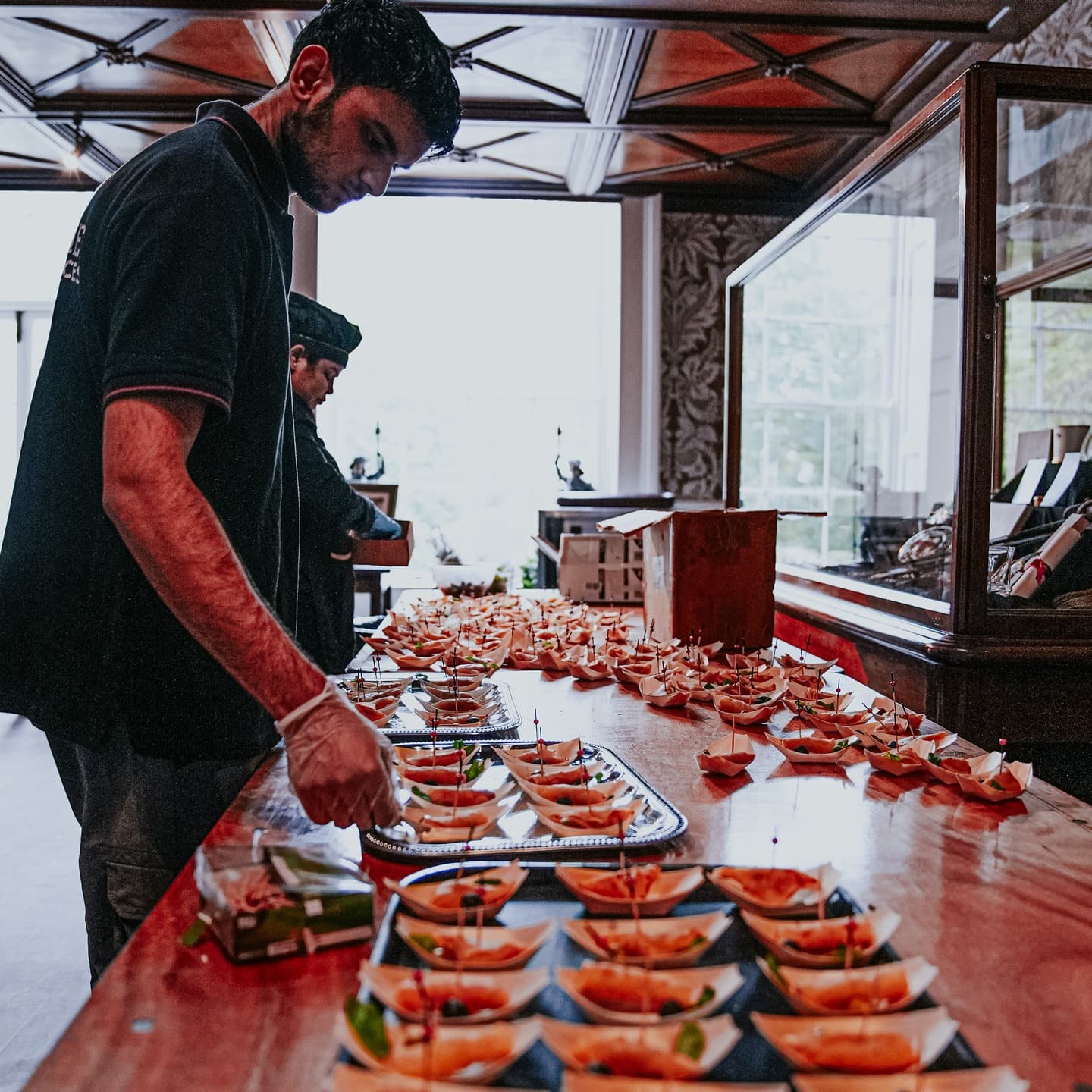 Royal Lahori Chef team preparing drinks and starters for event catering